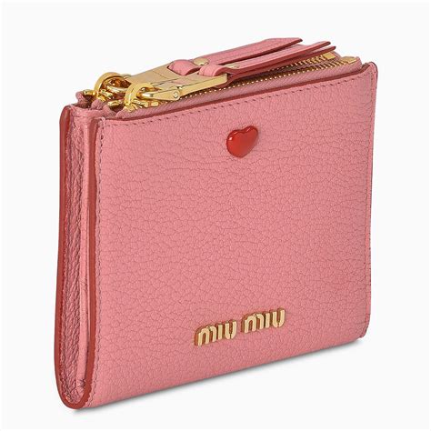 miu miu wallet heart